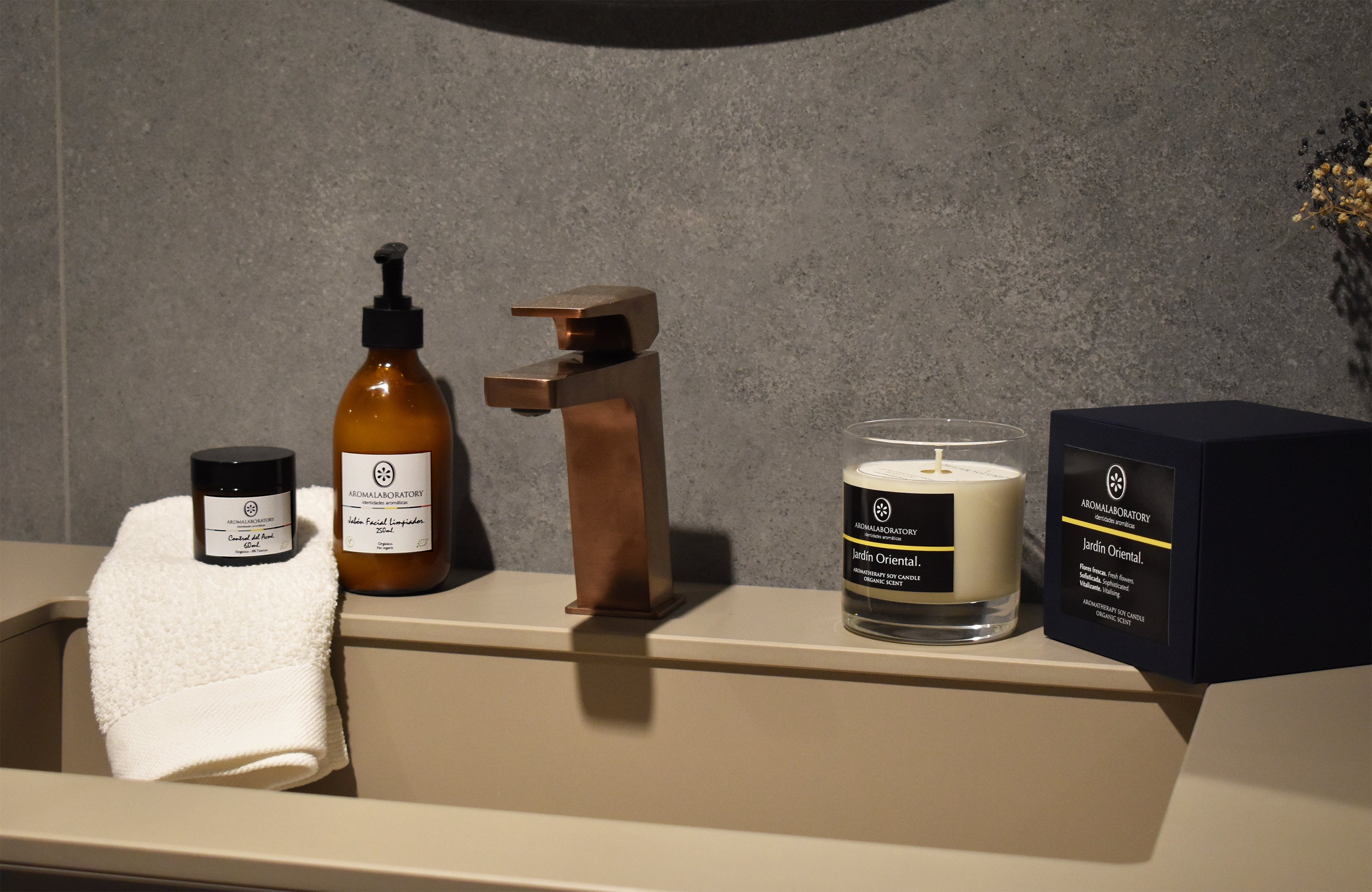 Bougie JARDÍN ORIENTAL. Aromathérapie. Biologique.